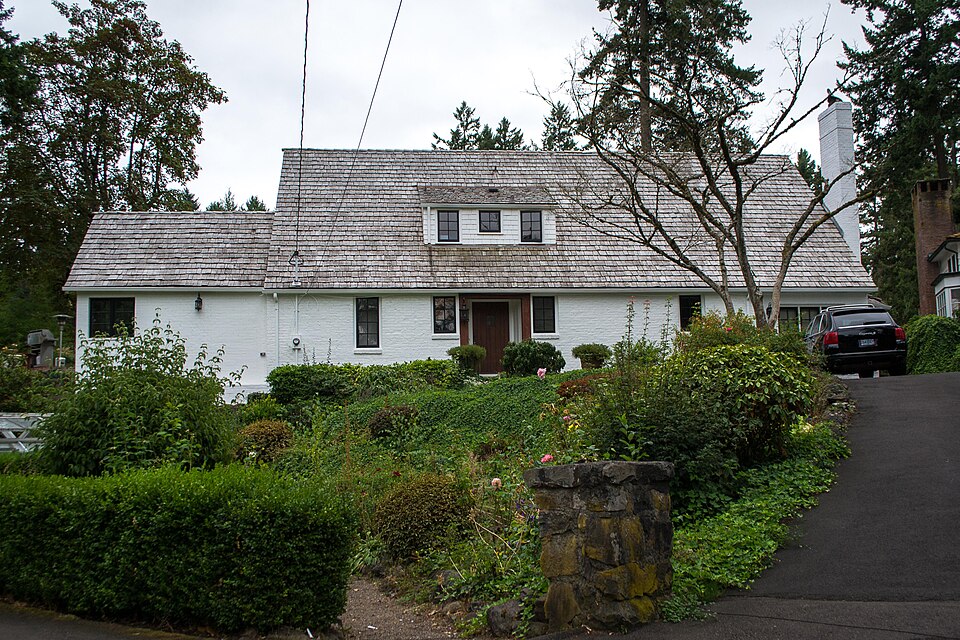 Photograph of Osco C. Roehr House