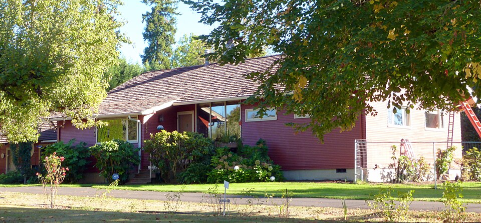 Photograph of Aloha Farmhouse