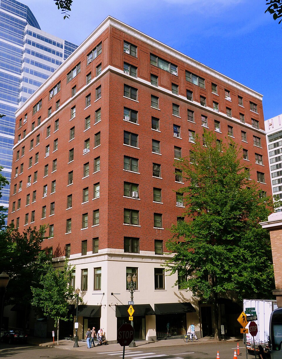 Photograph of Park Heathman Hotel