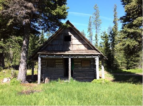 Photograph of Olallie Meadows Guard Station