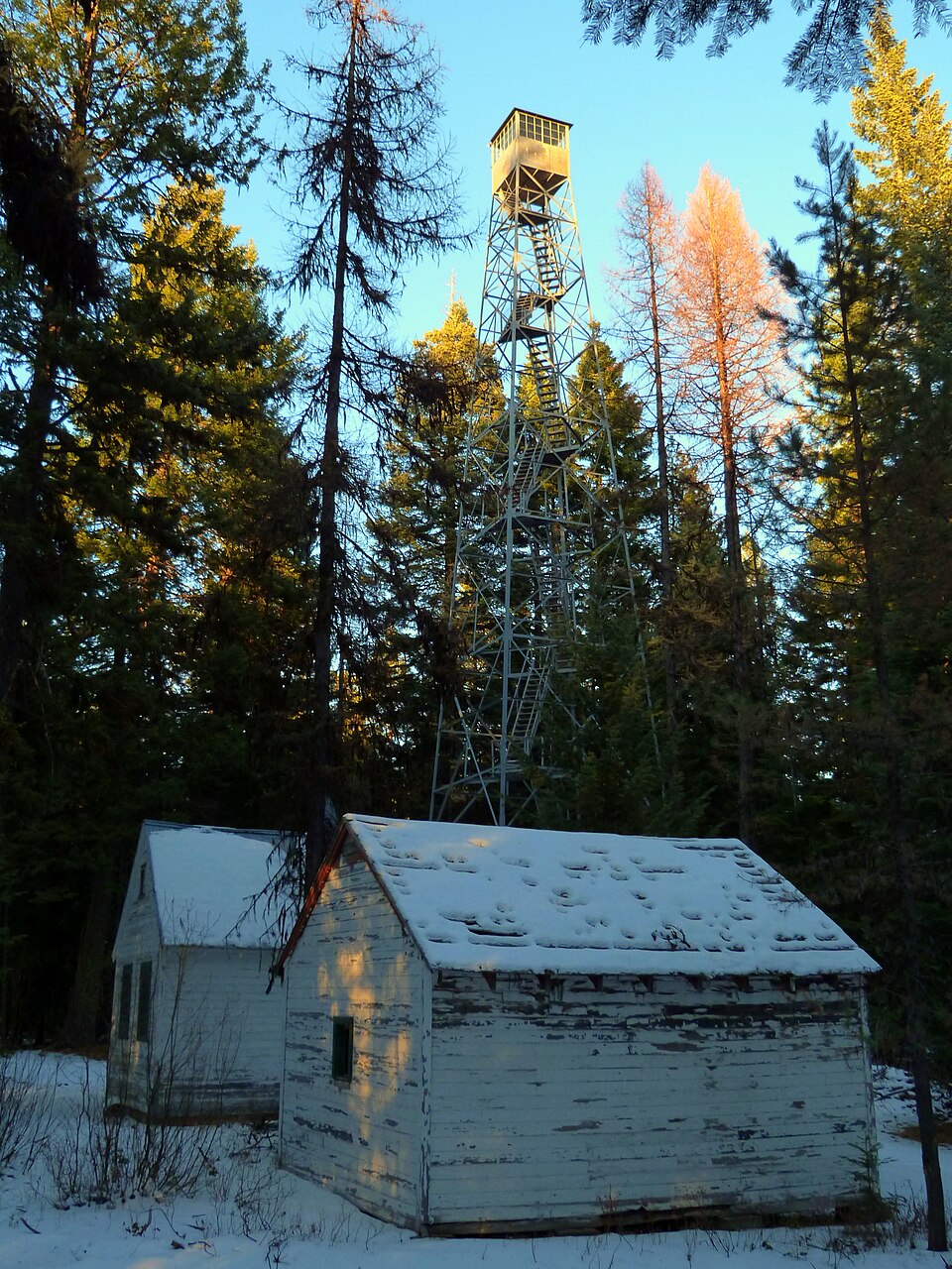 Photograph of Hoodoo Ridge Lookout