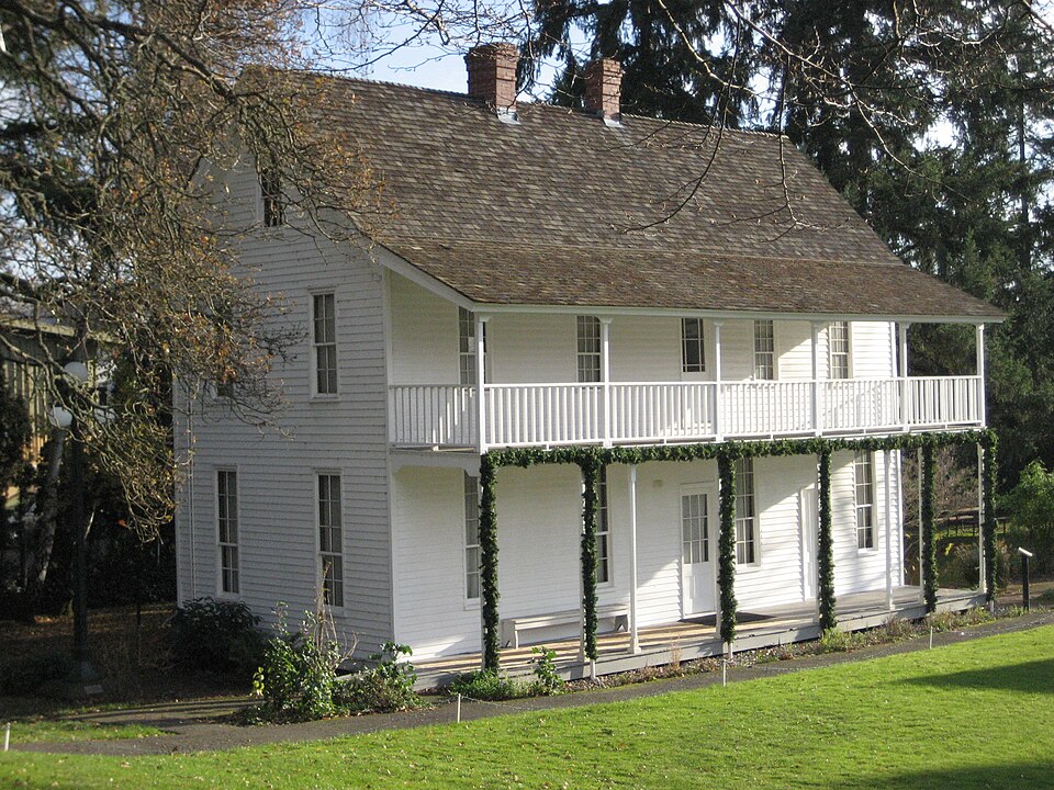 Photograph of Jason Lee House