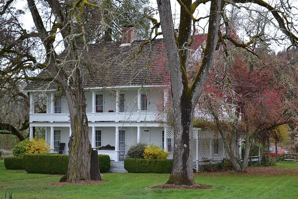 Photograph of Charles Applegate House