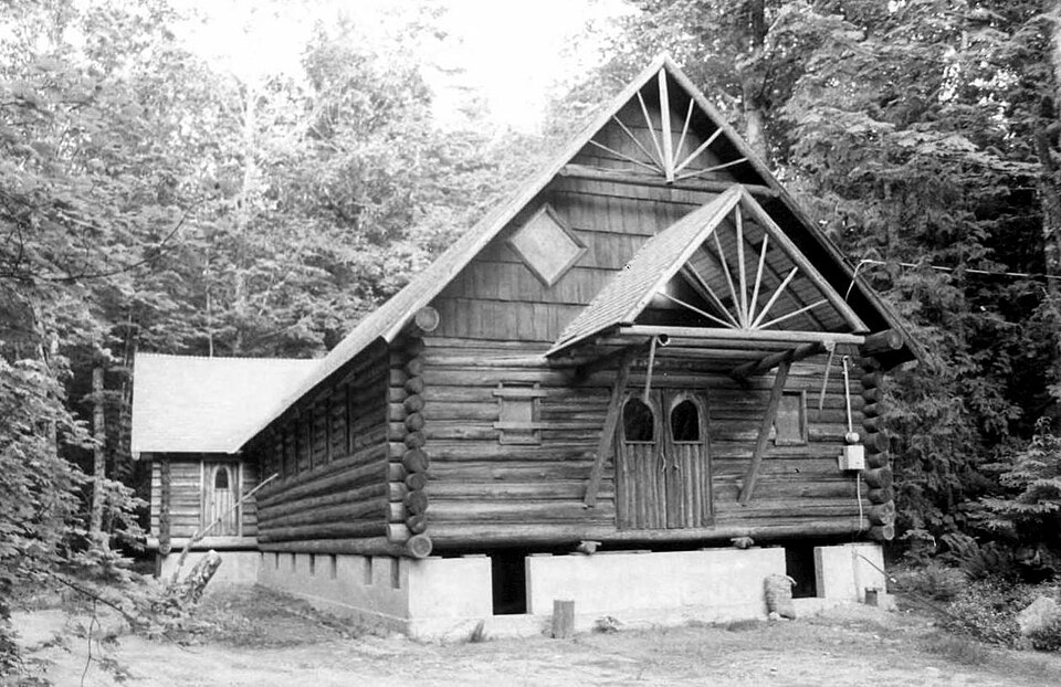 Photograph of St. John the Evangelist Roman Catholic Church