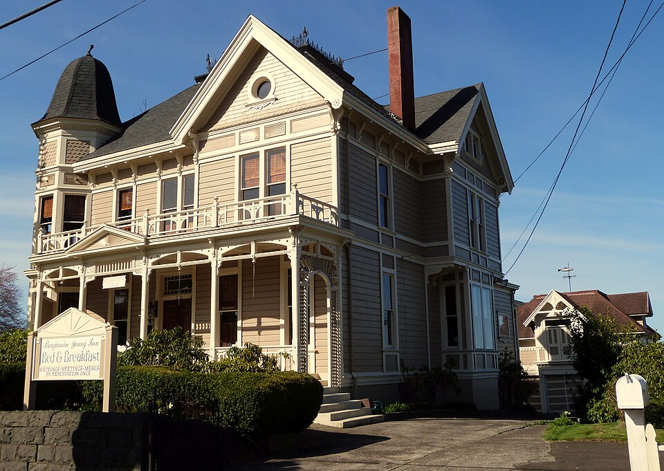 Photograph of Benjamin Young House and Carriage House