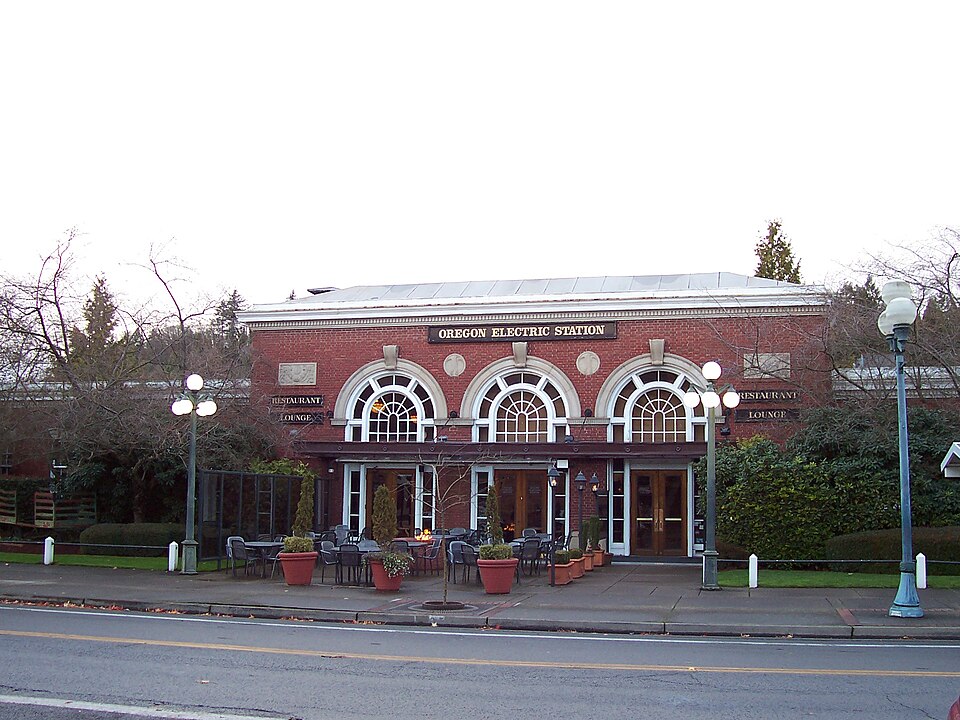 Photograph of Oregon Electric Station