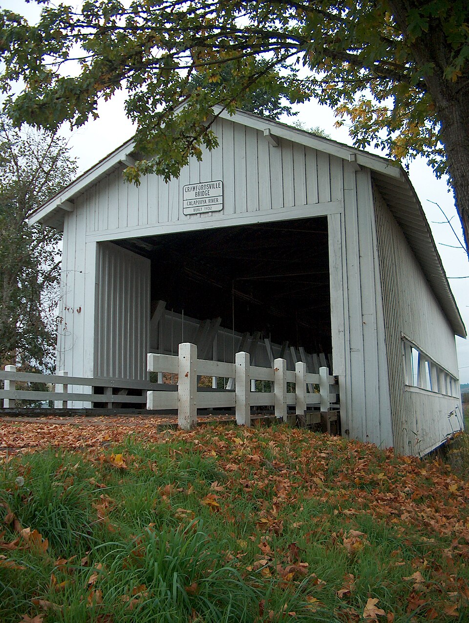 Photograph of Crawfordsville Bridge