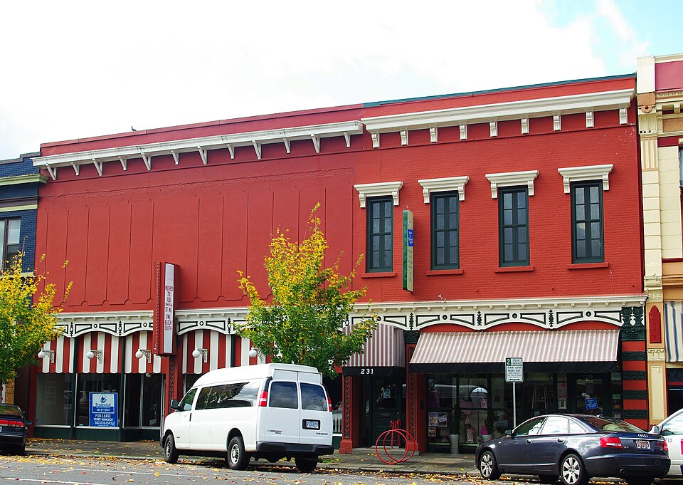 Photograph of Starkey-McCully Block