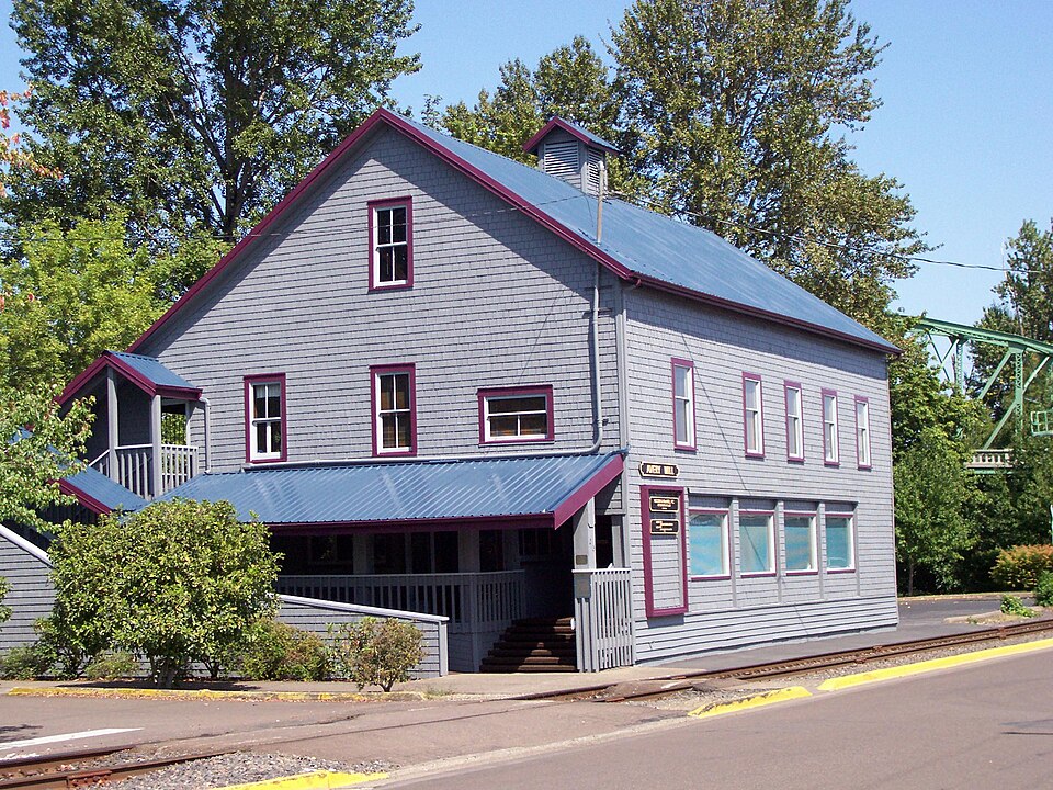 Photograph of Albany Custom Mill