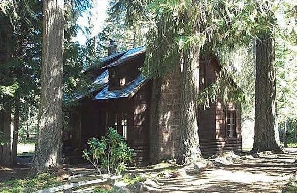 Photograph of Clackamas Lake Ranger Station Historic District