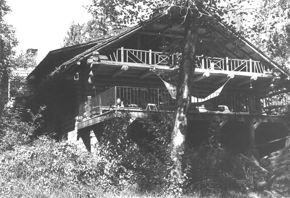 Photograph of C. S. "Sam" Jackson Log House
