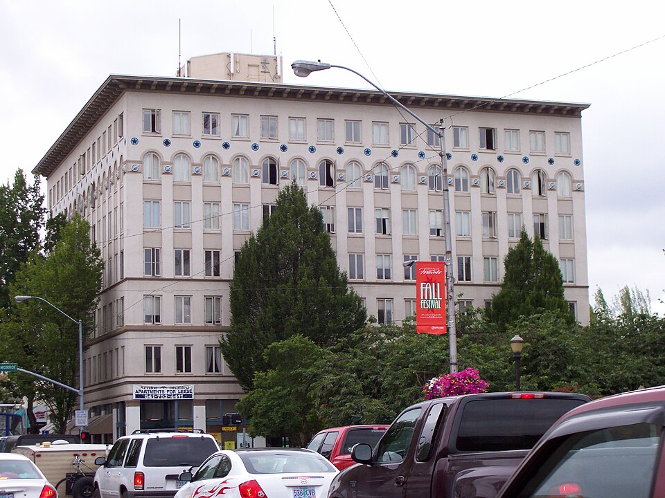 Photograph of Benton Hotel