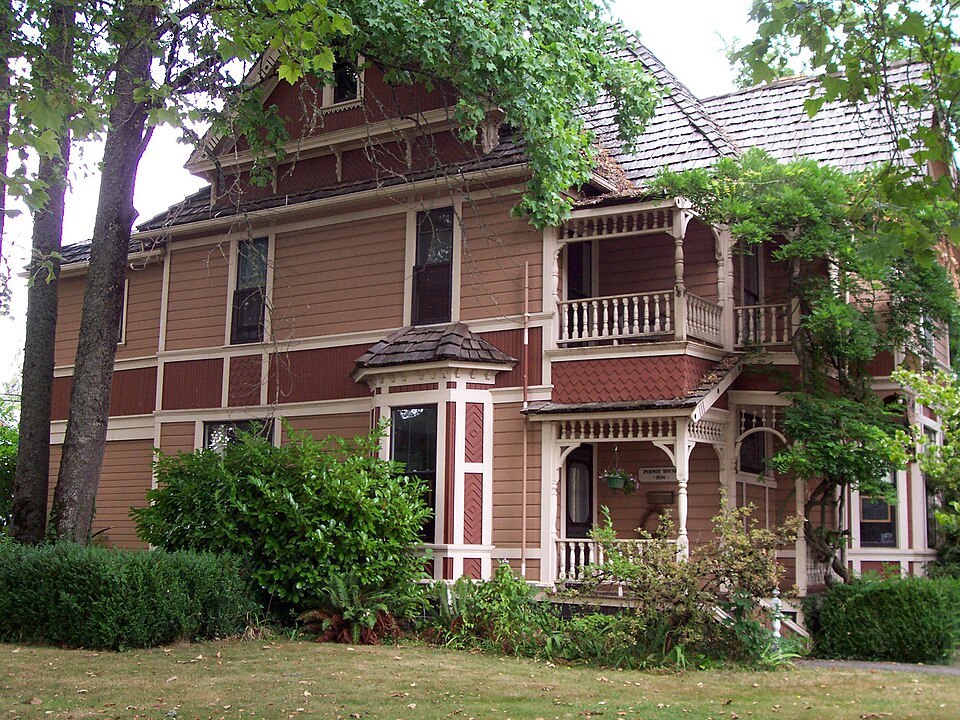 Photograph of Dr. Henry S. Pernot House