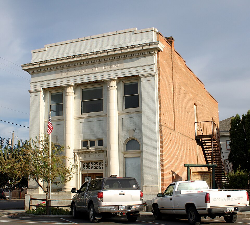 Photograph of Bank of Echo Building