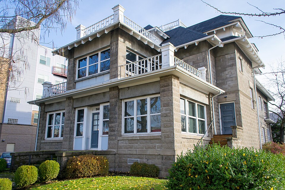 Photograph of Old Alpha Tau Omega Fraternity House