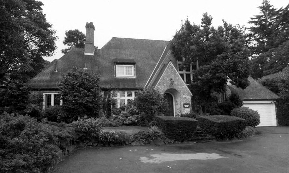 Photograph of Dr. and Mrs. Charles G. Robertson House and Garden
