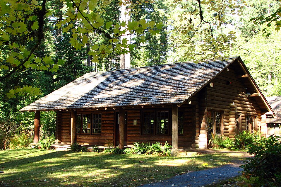 Photograph of Silver Falls State Park Concession Building Area
