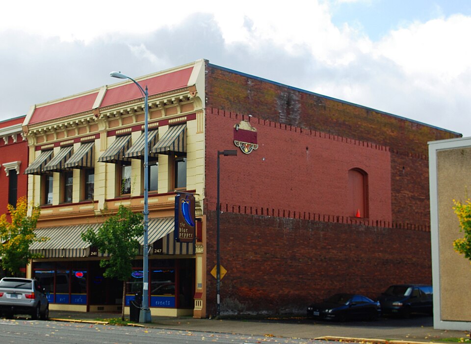 Photograph of South First National Bank Block