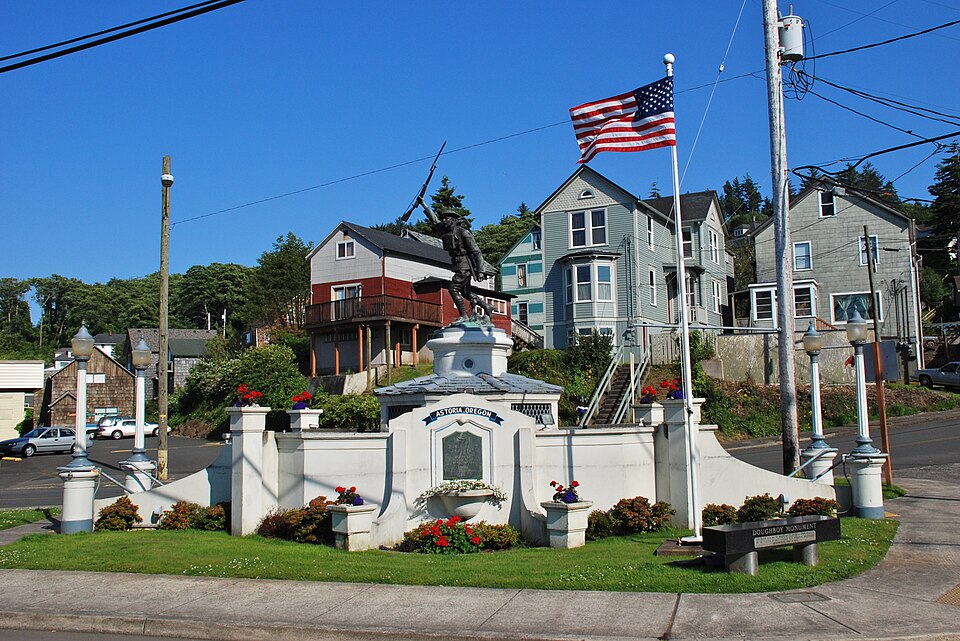Photograph of Astoria Victory Monument