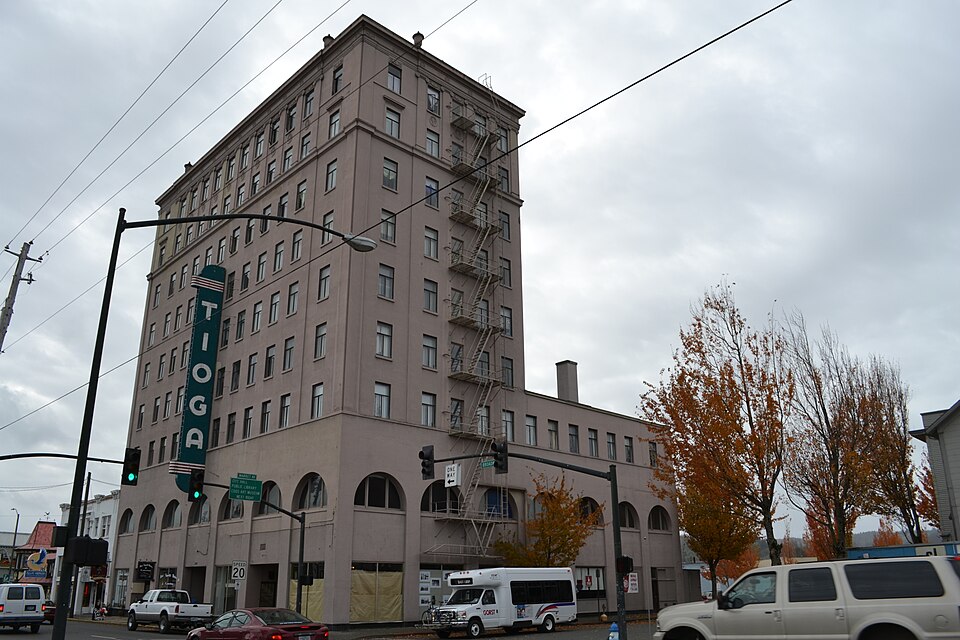 Photograph of Marshfield Hotel