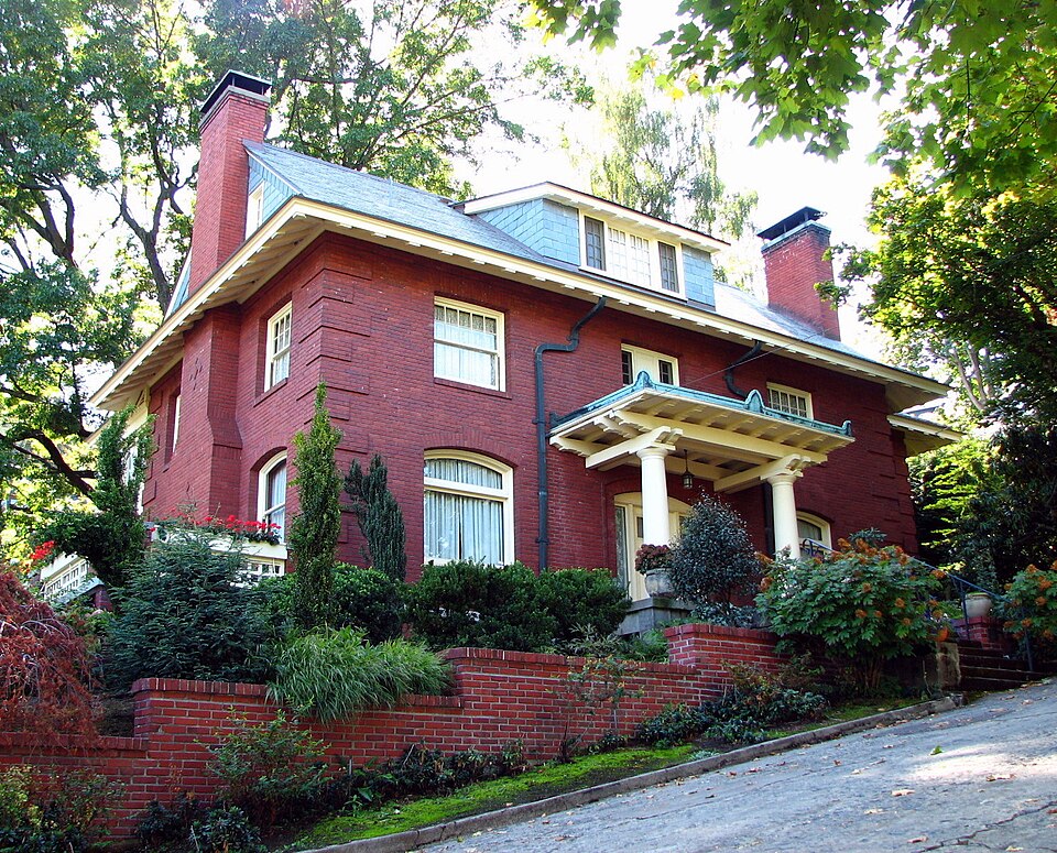 Photograph of Harmon-Neils House