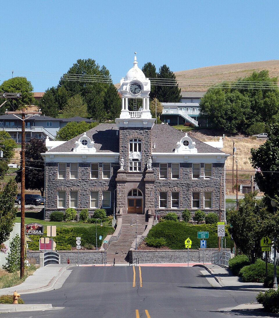 Photograph of Morrow County Courthouse