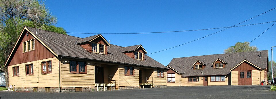 Photograph of Lamonta Compound