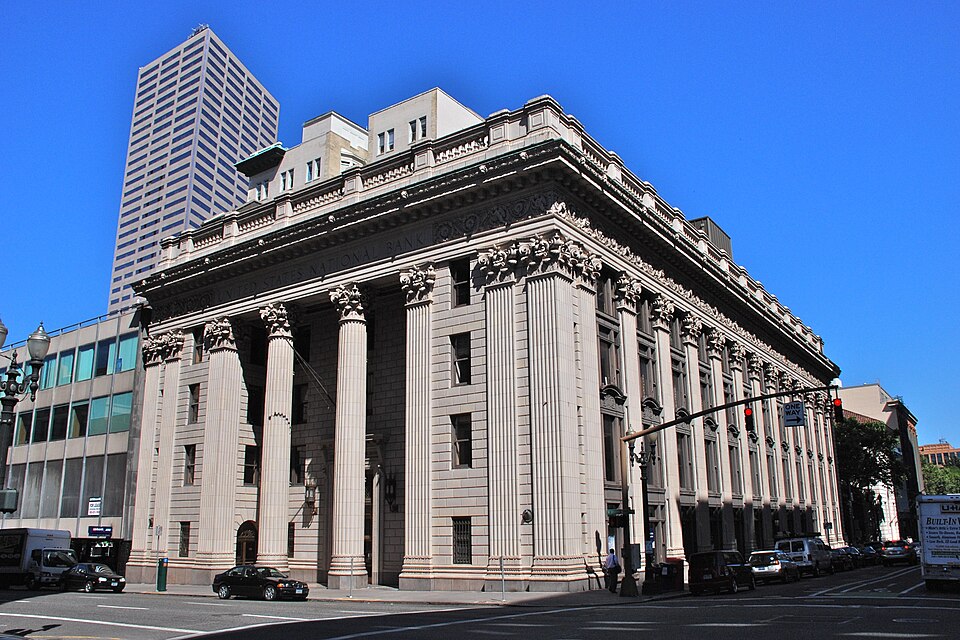 Photograph of United States National Bank Building