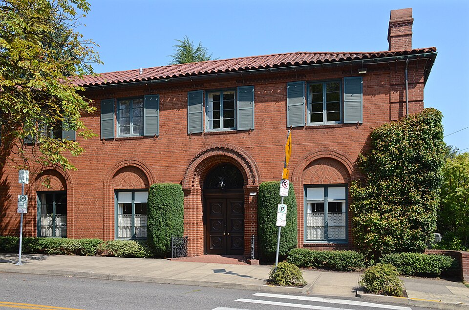 Photograph of Town Club