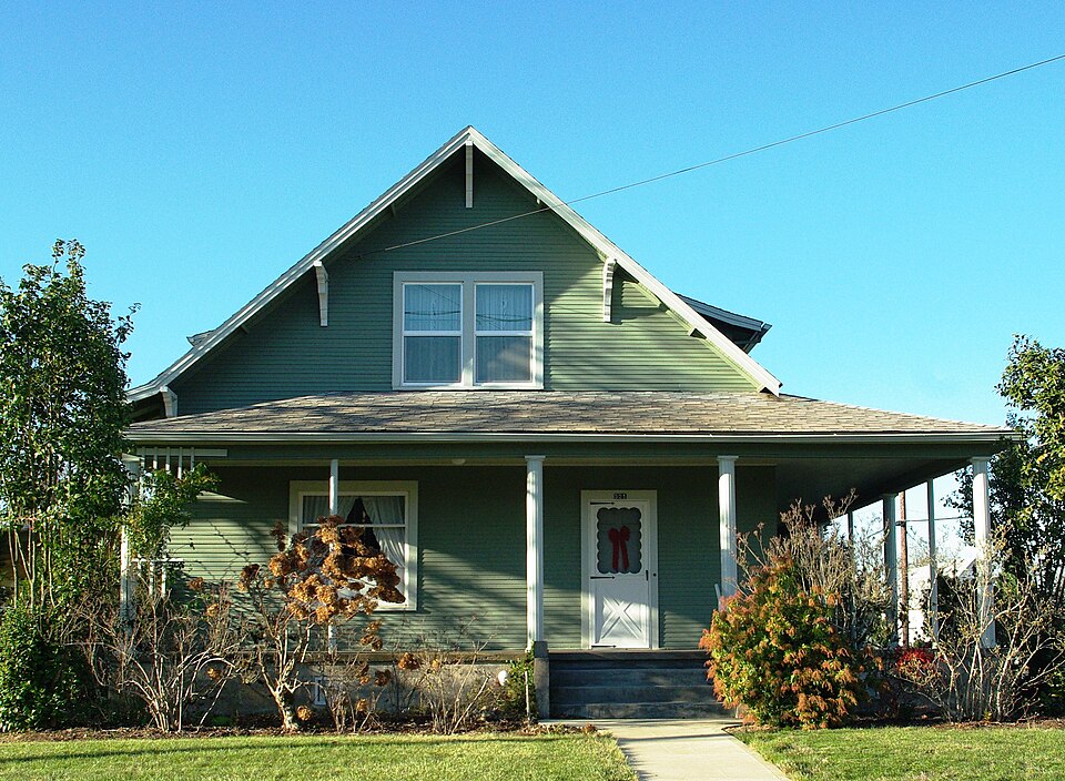 Photograph of Carter-Goodrich House