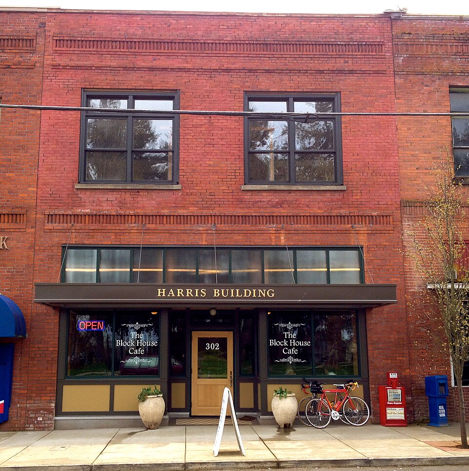 Photograph of Harris Building