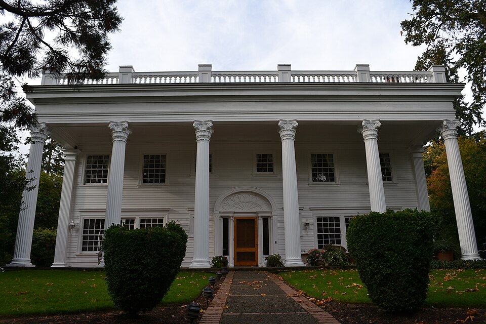 Photograph of David T. and Nan Wood Honeyman House