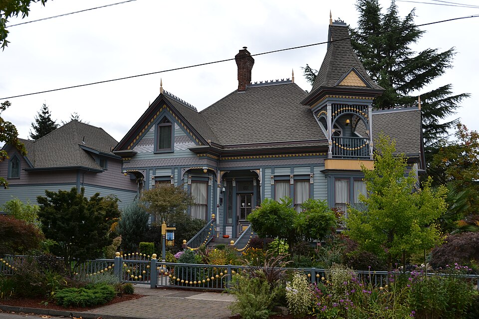 Photograph of Frank and Ida Chambers House