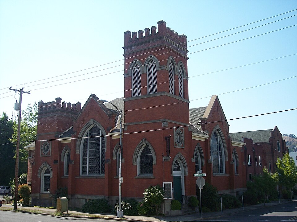 Photograph of First Presbyterian Church of Roseburg