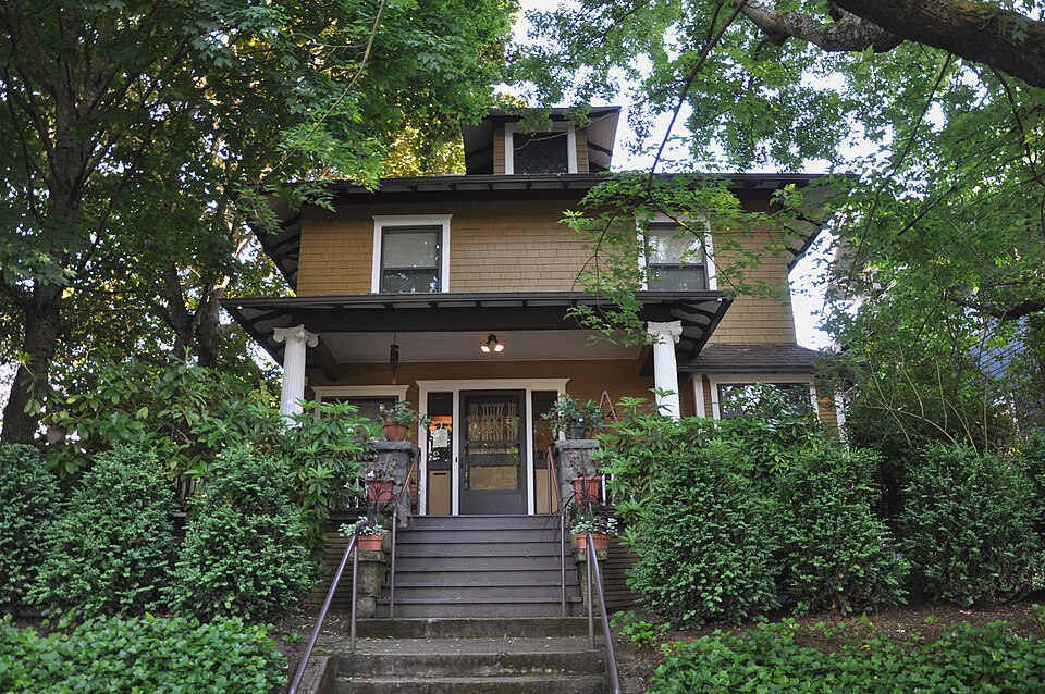 Photograph of Jessie M. Raymond House