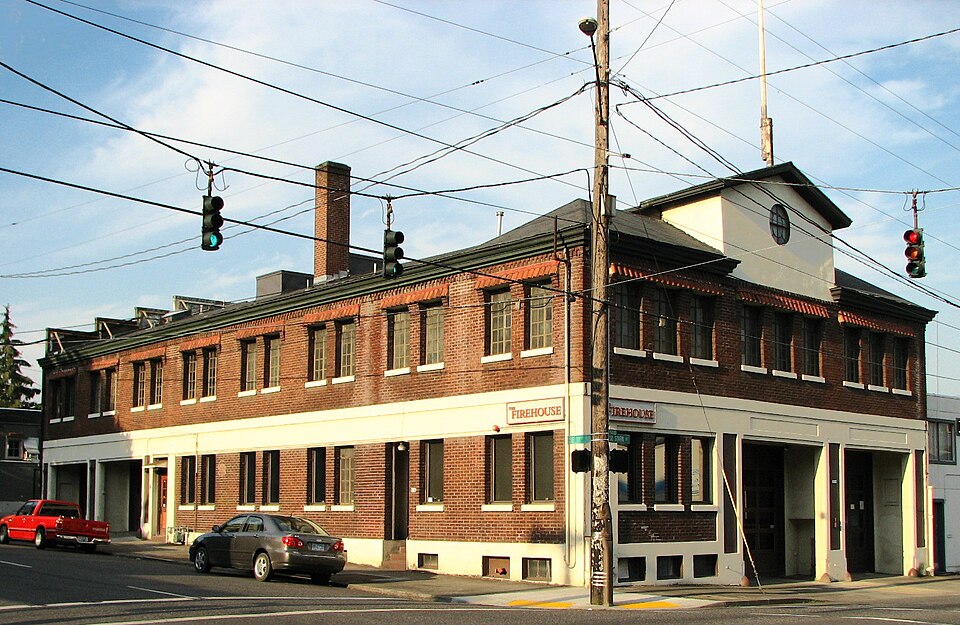 Photograph of Portland Fire Station No. 7