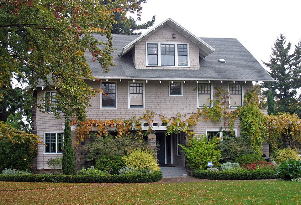 Photograph of Fred A., May, and Ann Shogren House