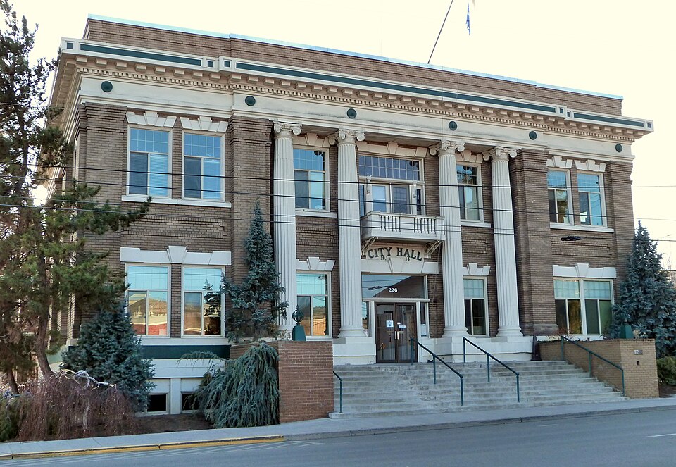 Photograph of Klamath Falls City Hall