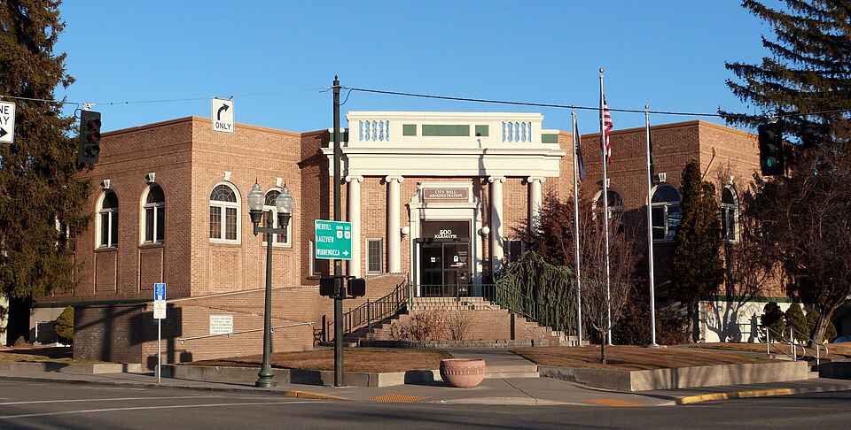 Photograph of Old Klamath Falls City Library