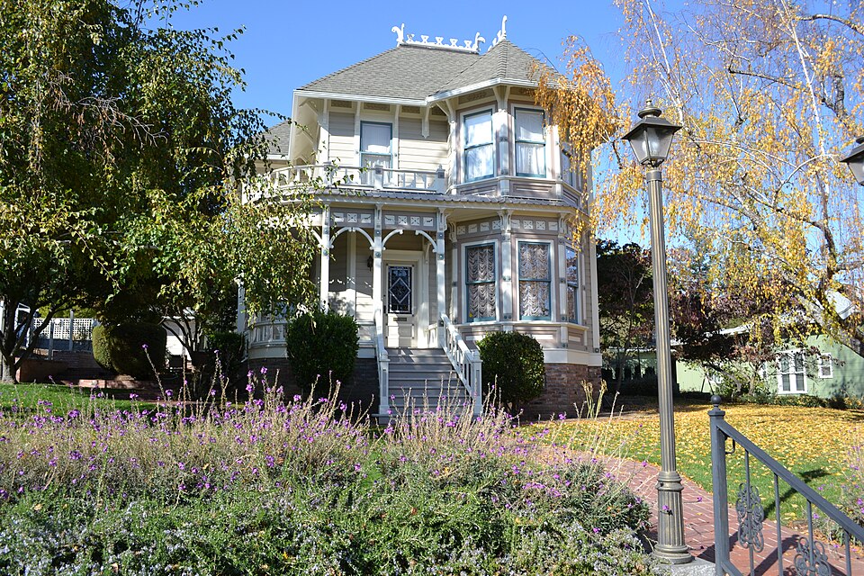Photograph of G. M. and Kate Grainger House