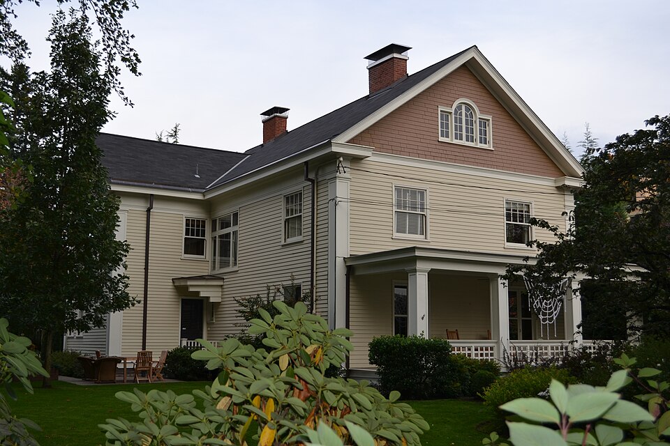 Photograph of Dr. Herbert S. Nichols House