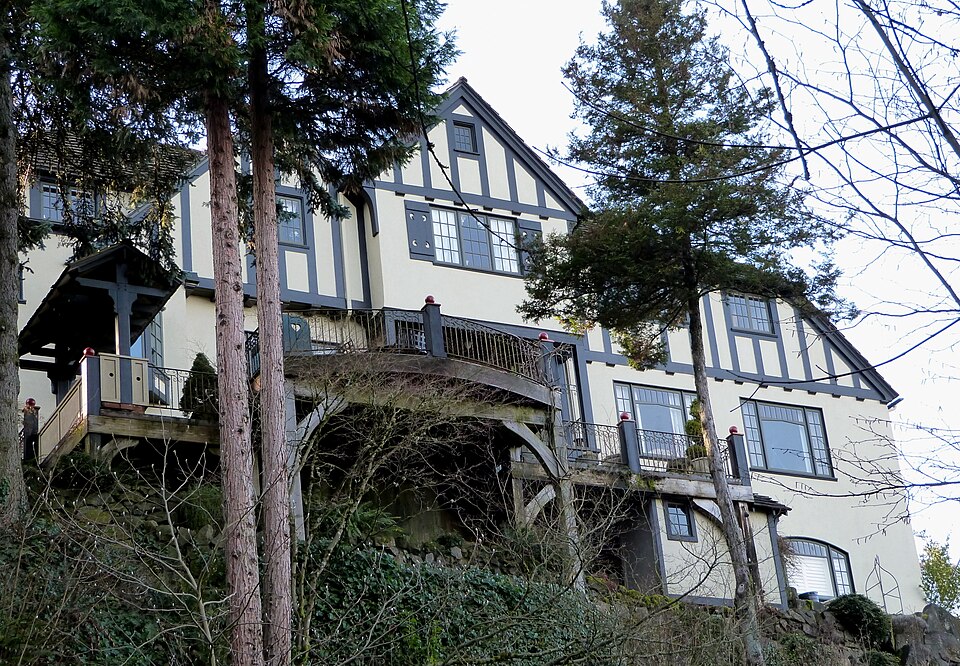 Photograph of Isaac Neuberger House