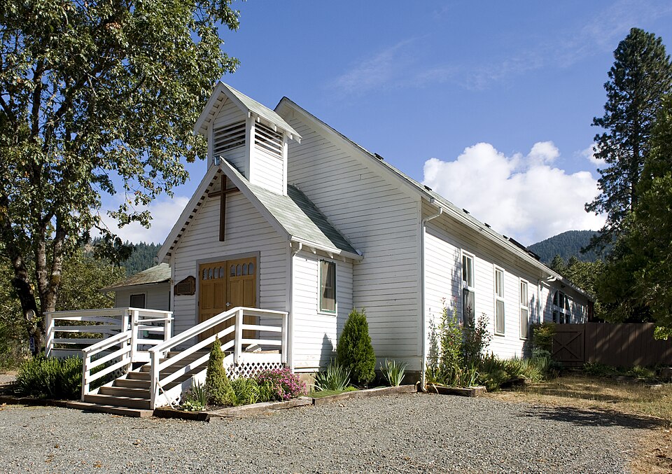 Photograph of Hugo Community Baptist Church