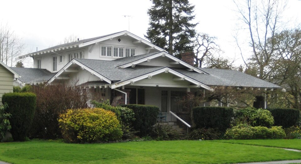 Photograph of Edward Schulmerich House