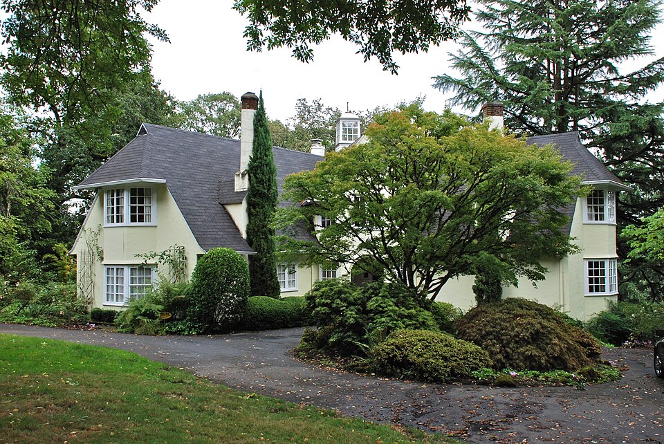 Photograph of Sherrard-Fenton House
