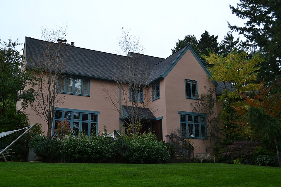 Photograph of Caroline W. and M. Louise Flanders House