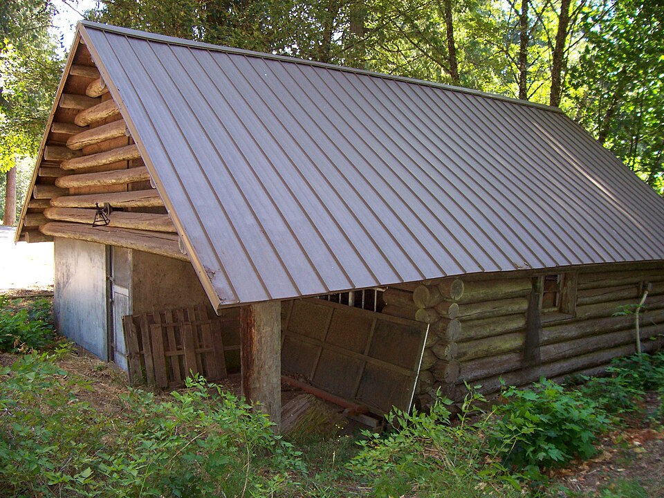 Photograph of Marion Forks Guard Station