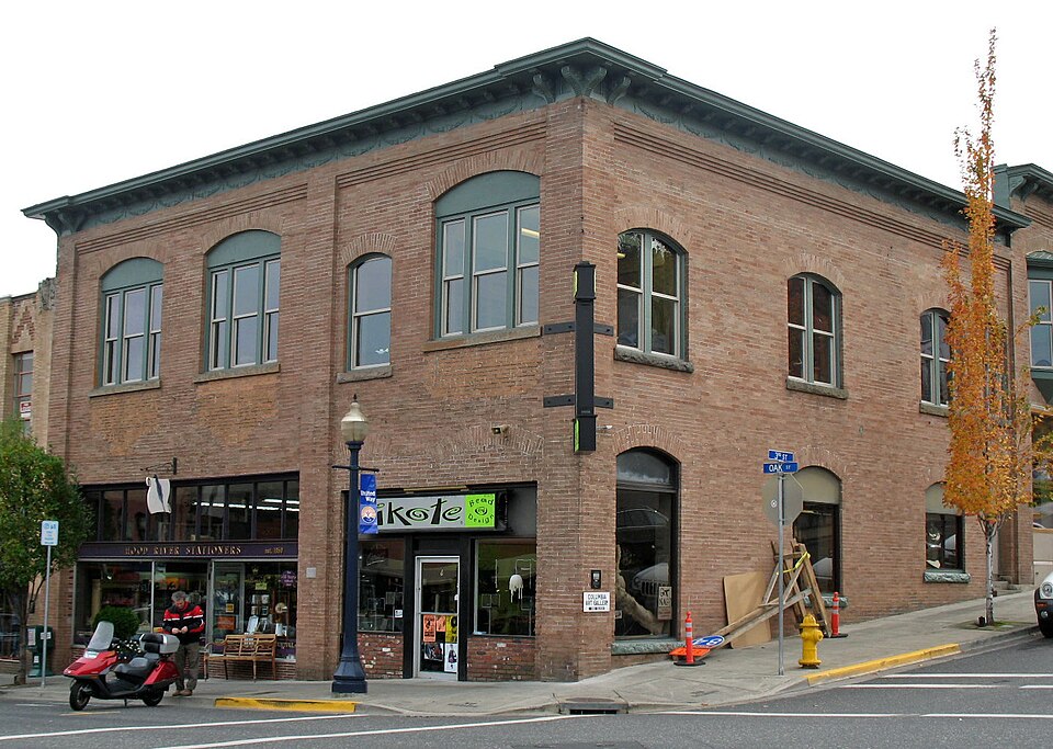 Photograph of E. L. Smith Building