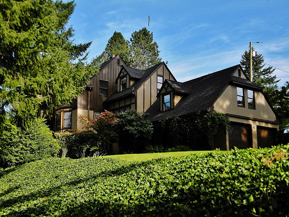 Photograph of Frederick S. Lamport House