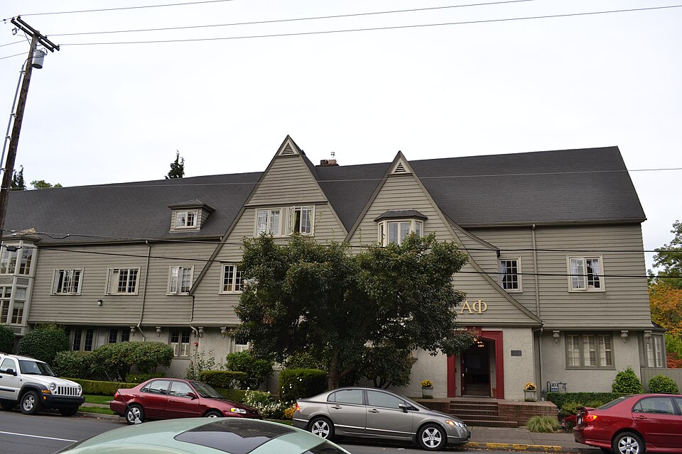 Photograph of Alpha Phi Sorority House
